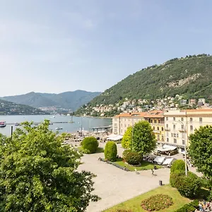 Piazza Cavour View - Bymyhomeincomo Como