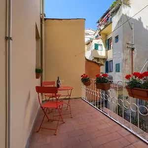  Apartment La Rondinella - Private Terrace Italy